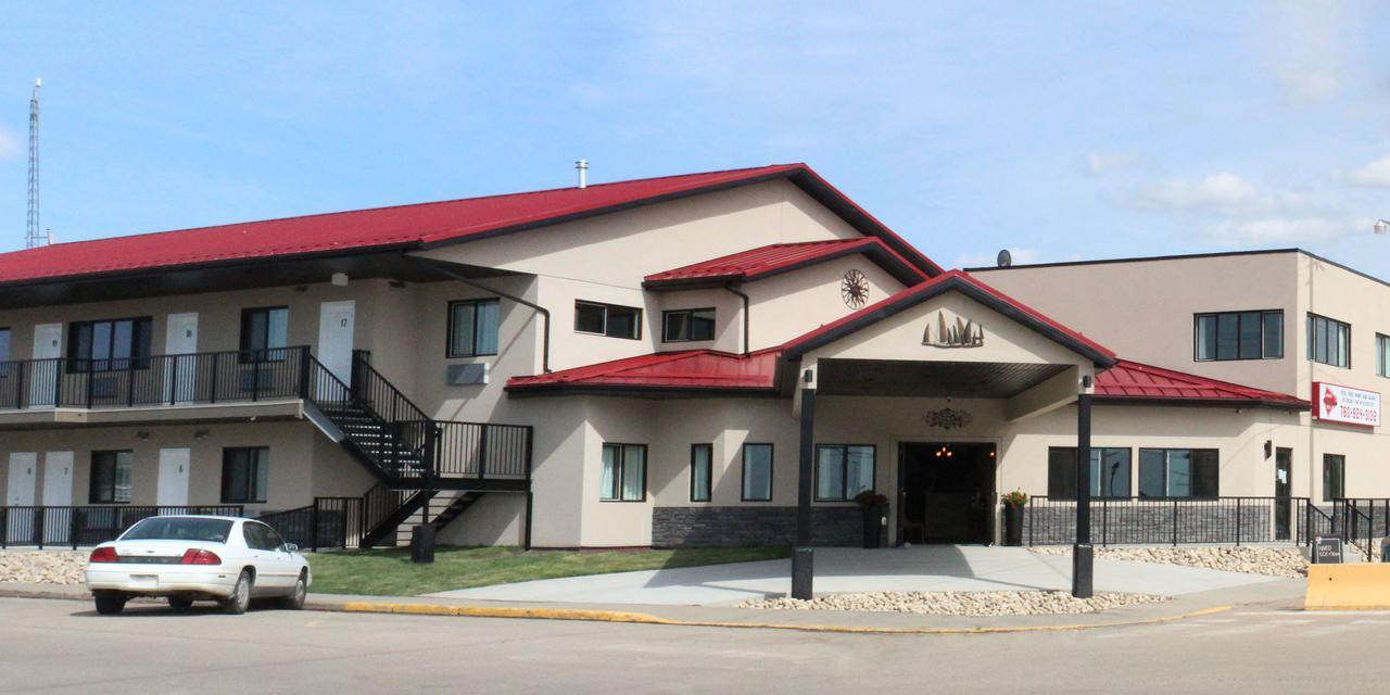 Alberta Beach Inn And Suites Eksteriør bilde
