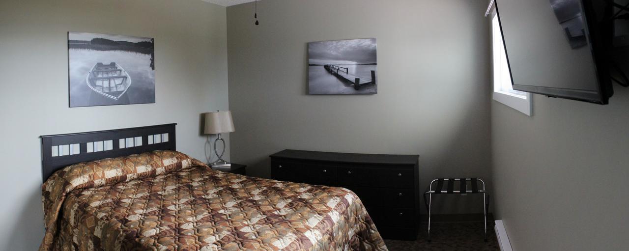 Alberta Beach Inn And Suites Eksteriør bilde